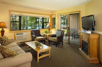 The Pointe Hotel And Suites Minocqua Zewnętrze zdjęcie